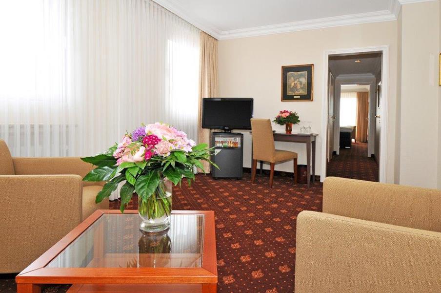 Grossfeld Hotel